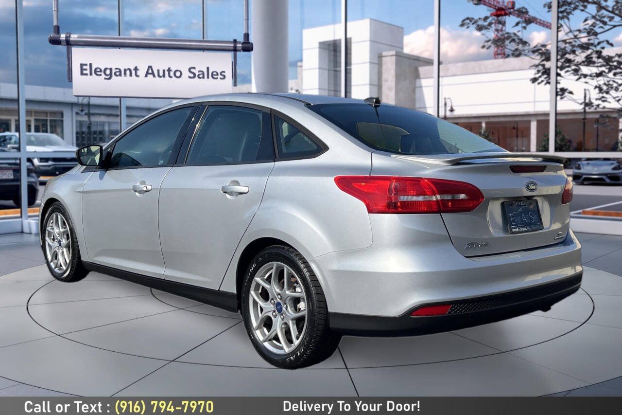 Used 2015 Ford Focus SE w/ Equipment Group 201A FWD image 7