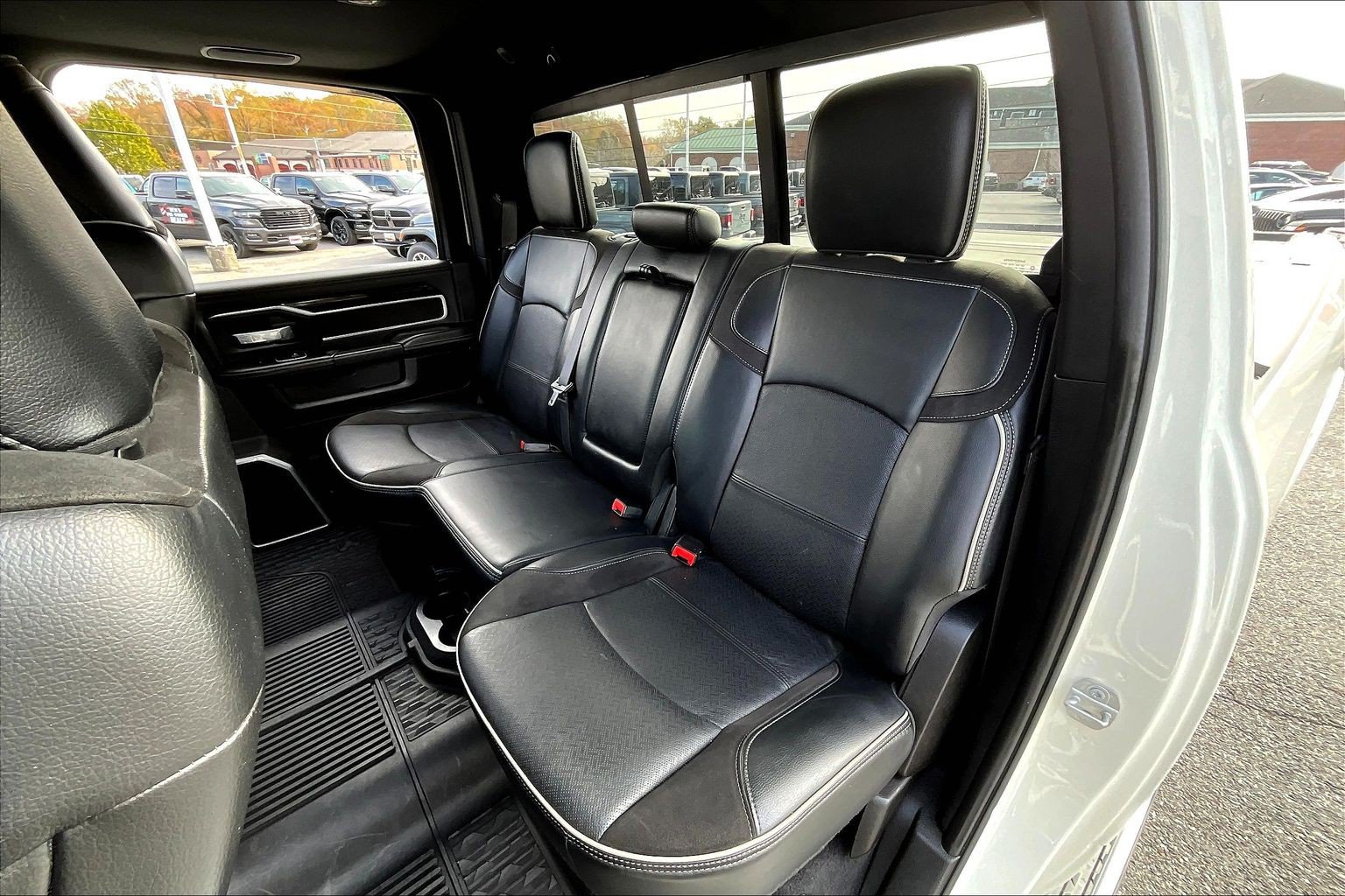 Used 2020 RAM 3500 Laramie AWD/4WD image 25