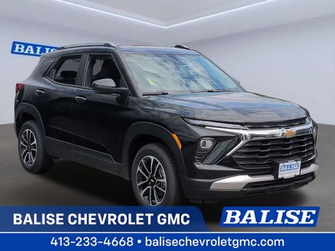 New 2026 Chevrolet TrailBlazer LT w/ LT Cold Weather Package AWD/4WD image 1