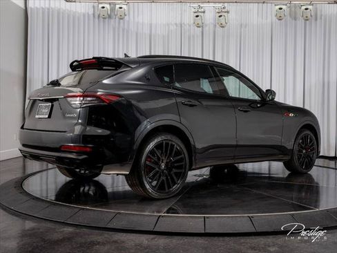 Used 2022 Maserati Levante Modena AWD/4WD image 12