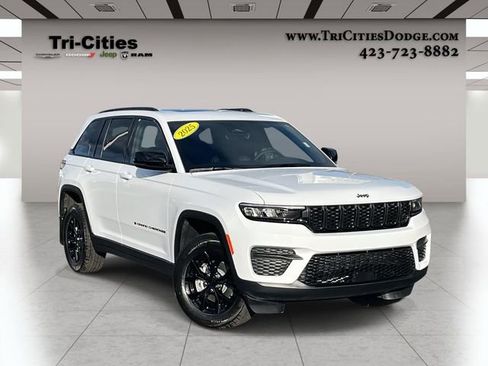 New 2025 Jeep Grand Cherokee image 1