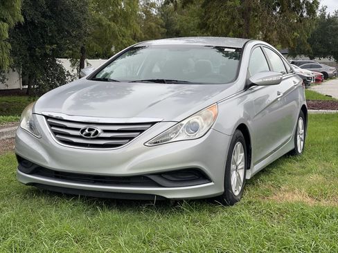 Used 2014 Hyundai Sonata GLS w/ Popular Equipment Group 2 image 2