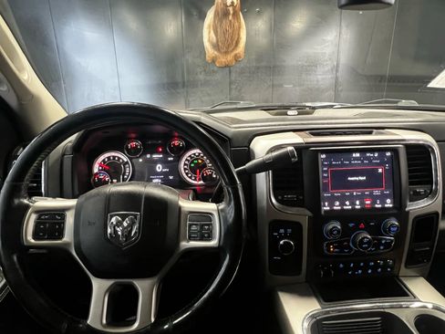 Used 2018 RAM 2500 Laramie image 12