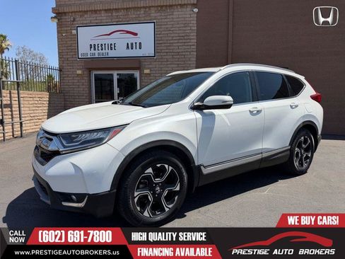 Used 2019 Honda CR-V Touring image 1