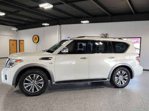 Used 2017 Nissan Armada SL w/ Interior Lighting Package AWD/4WD image 5