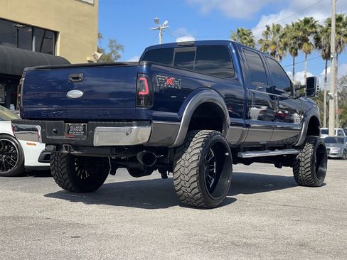 Used 2011 Ford F250 Lariat w/ Lariat Interior Pkg image 13