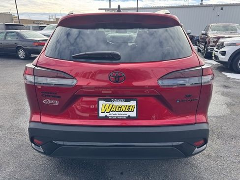 Certified 2026 Toyota Corolla Cross SE image 4