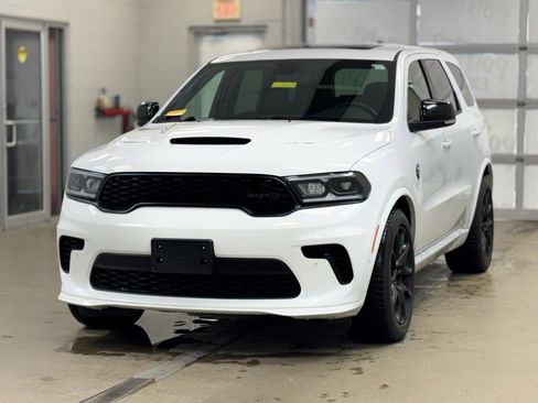 Used 2025 Dodge Durango SRT Hellcat w/ Black Package image 3