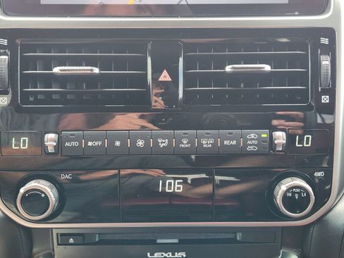 Used 2023 Lexus GX 460 Premium w/ Premium Plus Package AWD/4WD image 20