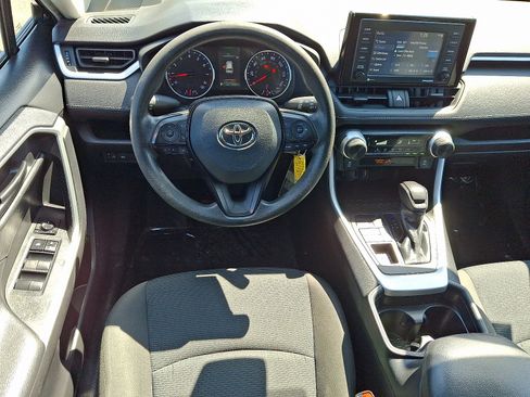 Used 2021 Toyota RAV4 LE w/ Carpet Mat Package (TMS) AWD/4WD image 12