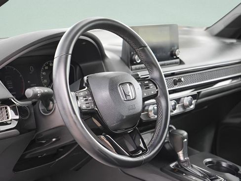 Used 2023 Honda Civic Sport image 21