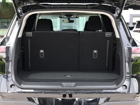 Certified 2026 INFINITI QX60 Pure w/ Cargo Package FWD image 8