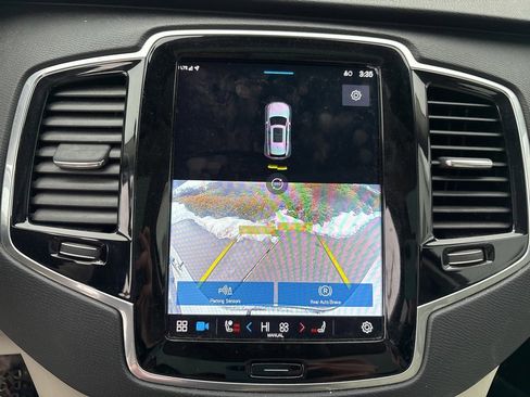 Certified 2023 Volvo XC90 B5 Plus w/ Protection Package Premier image 22