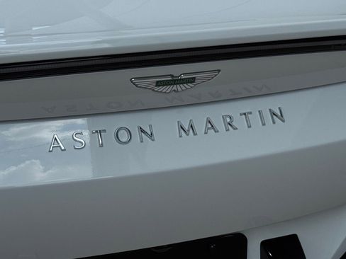 New 2025 Aston Martin V8 Vantage Coupe image 20