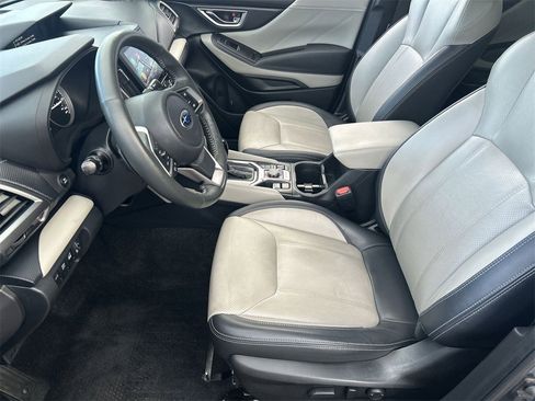 Used 2022 Subaru Forester Limited w/ Popular Package #3 image 16