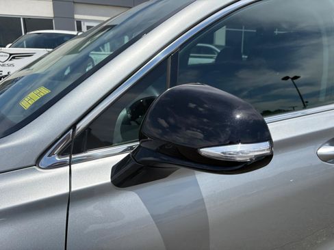 Used 2023 Hyundai Santa Fe XRT FWD image 16
