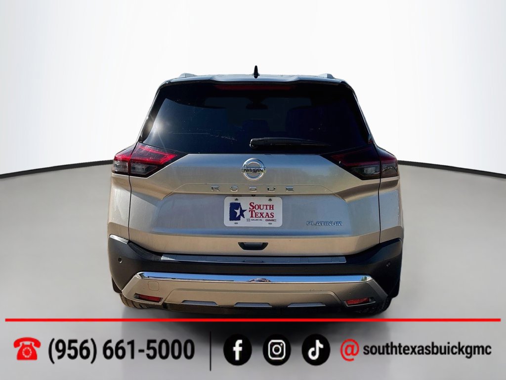 Used 2021 Nissan Rogue Platinum FWD image 7