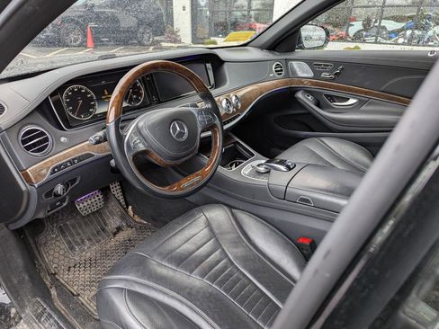Used 2016 Mercedes-Benz S 550 4MATIC Sedan image 3