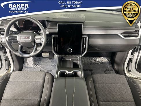 Used 2025 GMC Acadia Elevation image 20