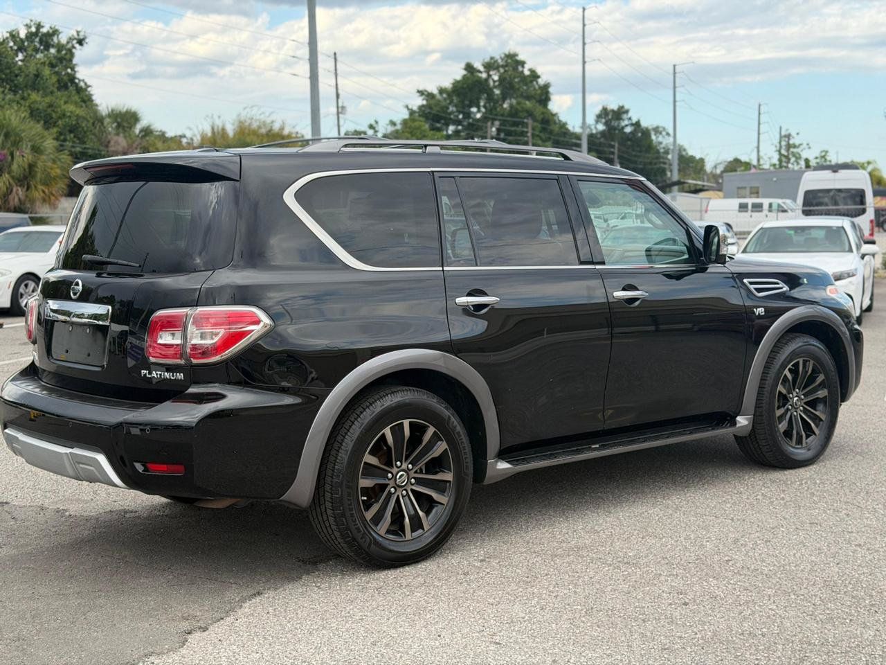 Used 2017 Nissan Armada Platinum w/ Interior Lighting Package AWD/4WD image 6