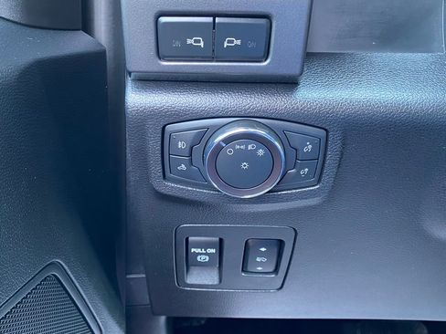 Used 2018 Ford F150 XLT w/ Equipment Group 301A Mid AWD/4WD image 26