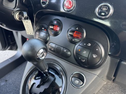 Used 2013 FIAT 500 Lounge w/ Luxury Leather Pkg image 18