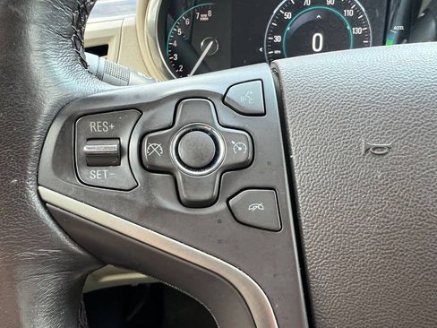 Used 2014 Buick LaCrosse image 14