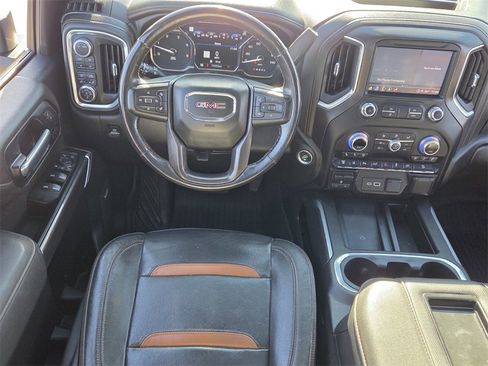 Used 2022 GMC Sierra 2500 AT4 w/ AT4 Premium Plus Package image 5