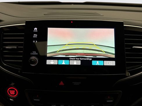 Used 2025 Honda Passport Black Edition image 16