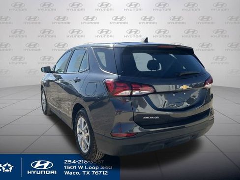 Used 2022 Chevrolet Equinox LS image 10