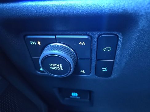 Used 2025 Ford Expedition Max Platinum image 46