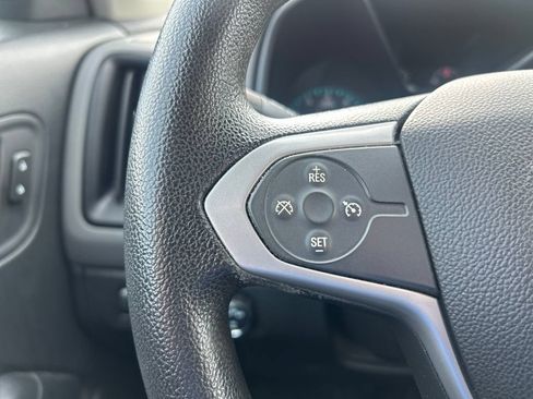 Used 2019 Chevrolet Colorado W/T w/ WT Convenience Package AWD/4WD image 17