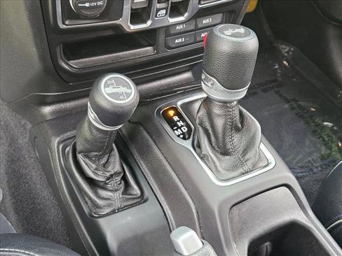 Used 2021 Jeep Wrangler Unlimited Sport image 10