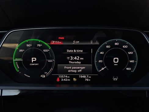 Certified 2024 Audi Q8 e-tron Premium AWD/4WD image 19