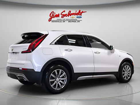 Used 2021 Cadillac XT4 Premium Luxury w/ Sun And Sound Package AWD/4WD image 6