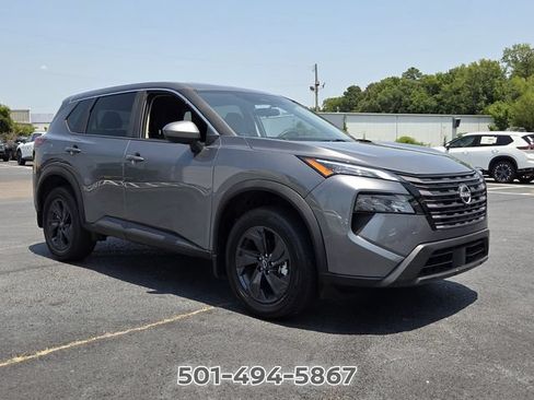 Certified 2026 Nissan Rogue SV w/ Cold Weather Package FWD image 7