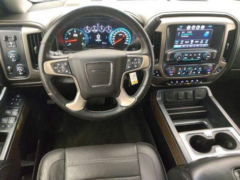 Used 2018 GMC Sierra 1500 Denali image 22