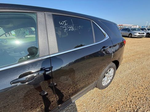 Used 2024 Chevrolet Equinox LT AWD/4WD image 35