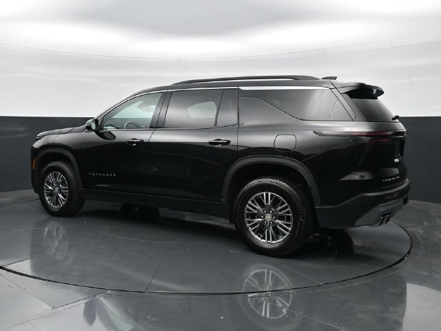 Used 2025 Chevrolet Traverse LT AWD/4WD image 7