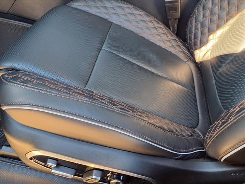 Certified 2025 Jeep Grand Cherokee Summit image 28