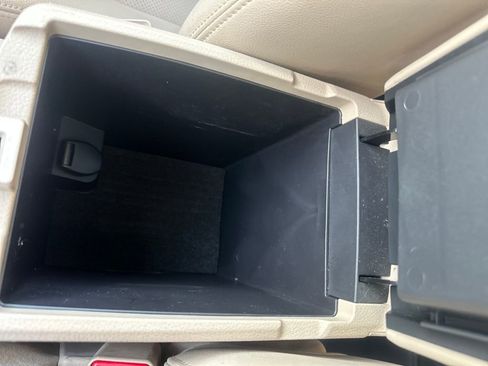 Used 2016 Nissan Rogue SL image 27