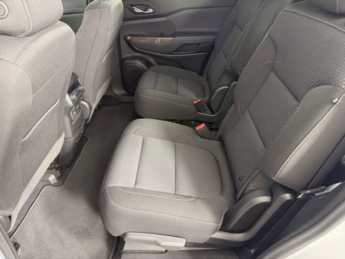 Used 2022 GMC Acadia SLE w/ Driver Convenience Package image 19