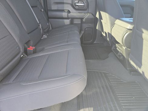 Used 2023 Chevrolet Silverado 1500 Custom image 11