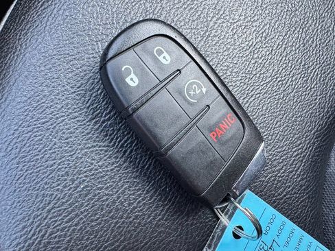 Used 2019 Jeep Compass Latitude w/ Popular Equipment Group AWD/4WD image 21