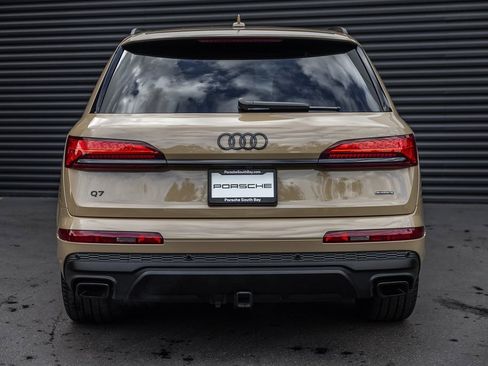 Used 2025 Audi Q7 3.0T Prestige image 8