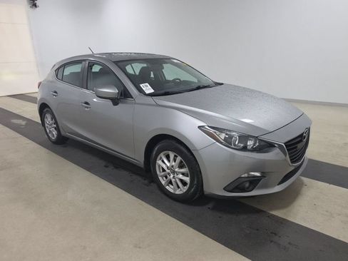 Used 2016 MAZDA MAZDA3 i Touring FWD image 4