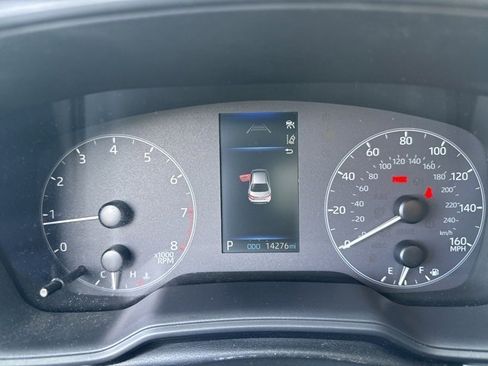 Used 2024 Toyota Corolla SE image 14