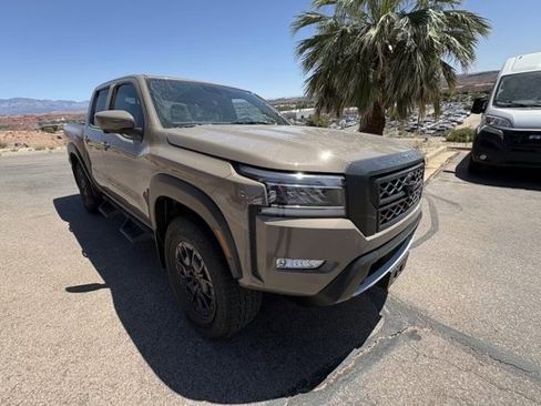 Used 2023 Nissan Frontier PRO-4X w/ Pro-4X Premium Package AWD/4WD image 7