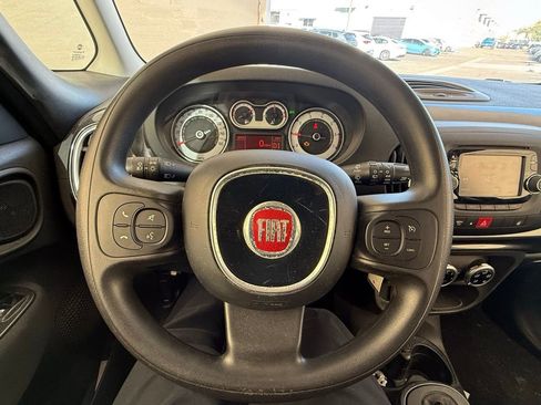 Used 2015 FIAT 500L Pop image 11
