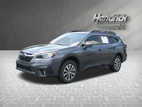 Certified 2022 Subaru Outback Premium AWD/4WD image 5